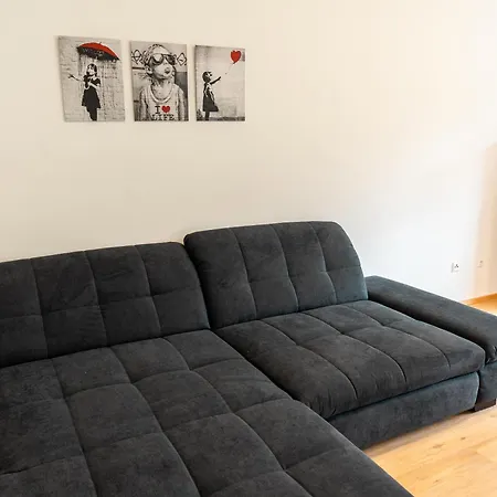 Διαμέρισμα Paulis *